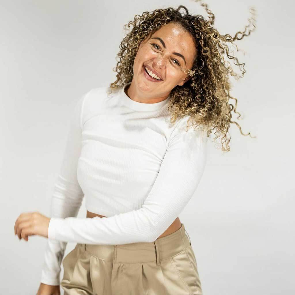 Curly Girl with bouncy curls